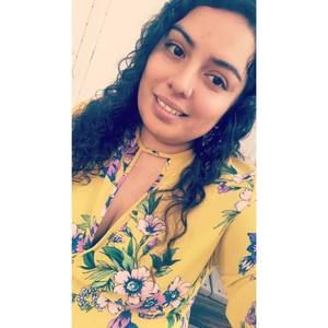 Meet your Posher, Daniela